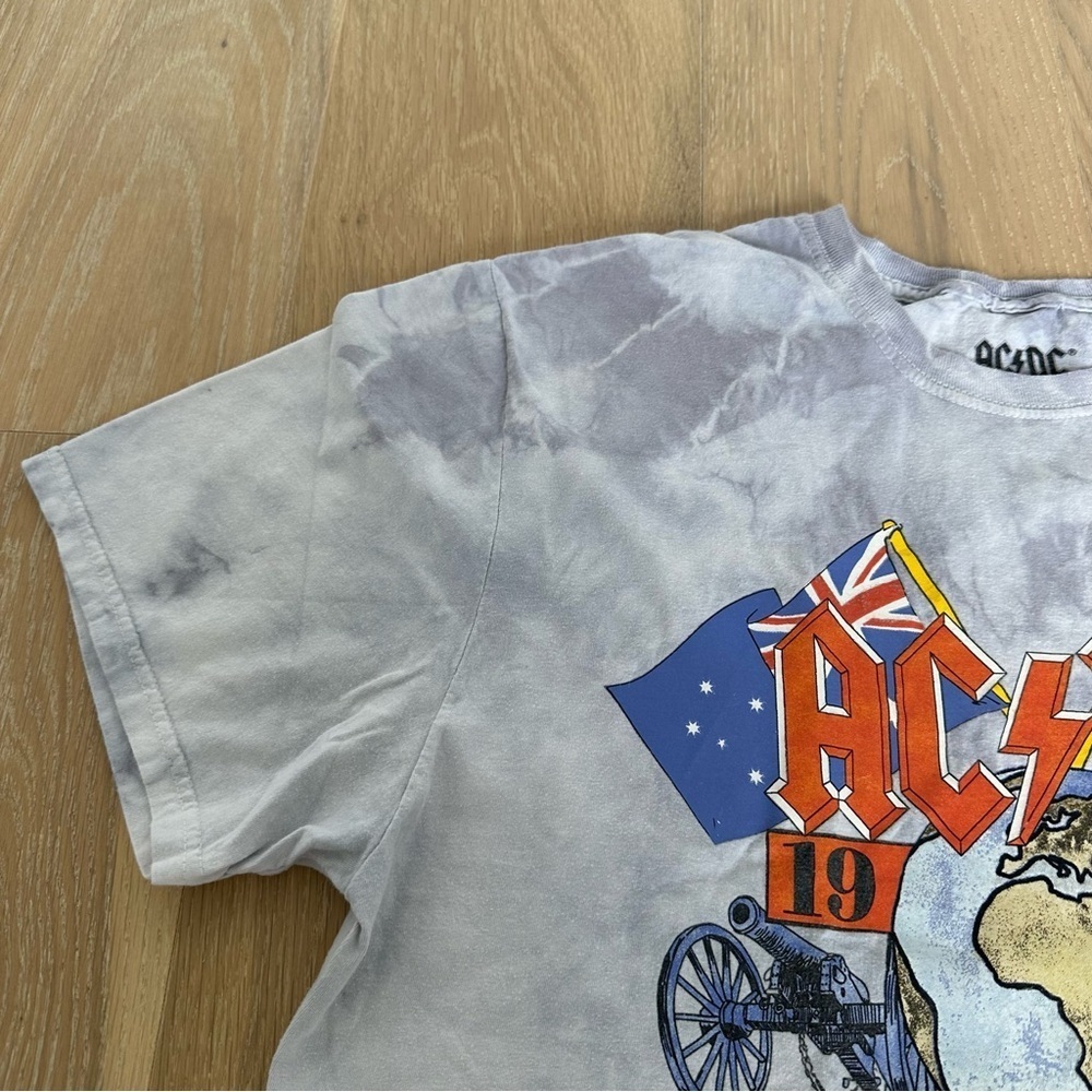 AC/DC We Salute You Those About to Rock Band Concert Tshirt Graphic Tee Short - Picture 7 of 10